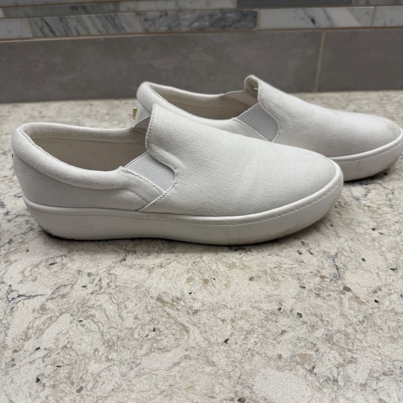 Pre-Owned Dylann White Canvas Slip On Platform sneakers by Lulus size 8 -cp - Picture 3 of 9